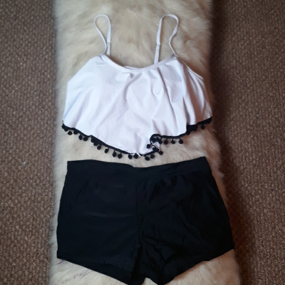 NWOT 2 piece black and white bathing suit